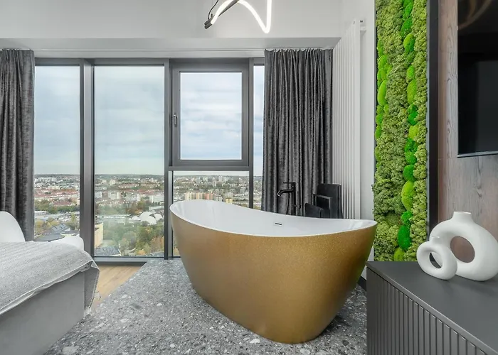 아파트 Comfy 20th Floor Hanza Tower - Sauna & Pool