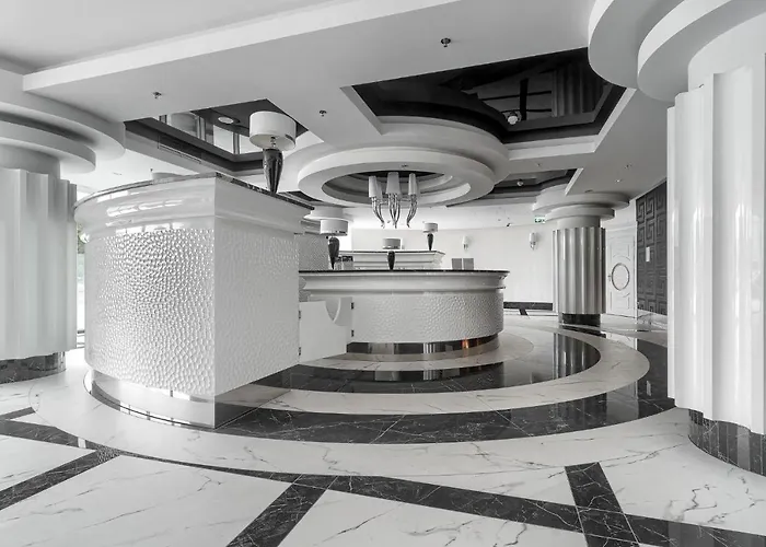 아파트 Comfy 20th Floor Hanza Tower - Sauna & Pool