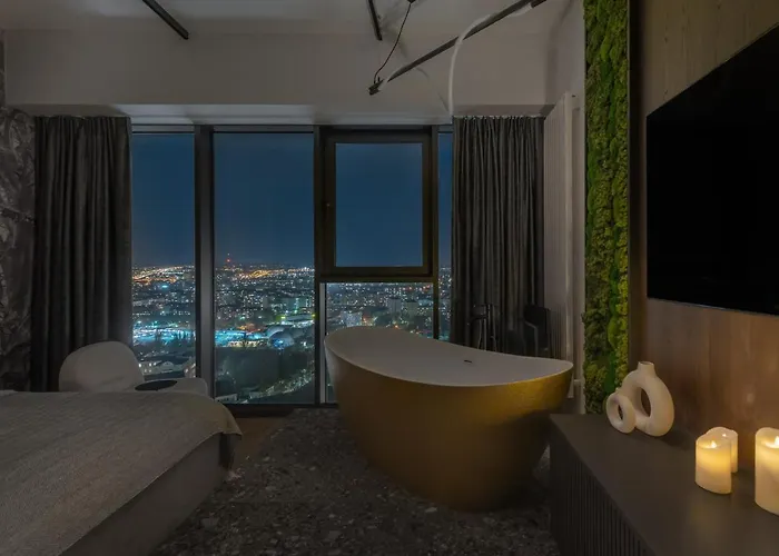 Comfy 20th Floor Hanza Tower - Sauna & Pool 아파트